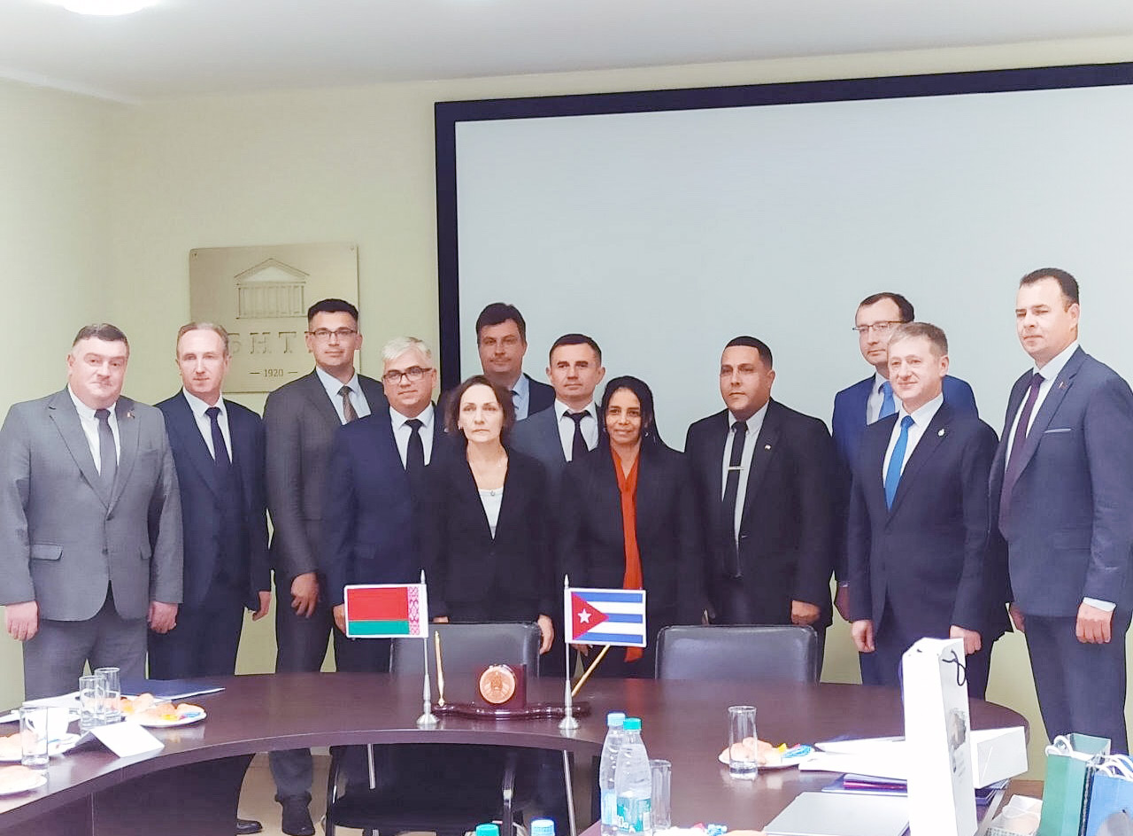 Барановичский государственный университет заключил договоры о сотрудничестве с университетами Республики Куба