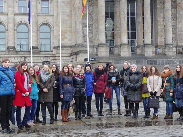 Группа студентов факультета славянских и германских языков приняла участие в экскурсионно-образовательной поездке «Возможности работы и практики в Германии» (“Job shadowing”)
