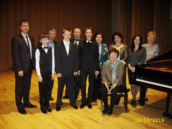 В концертно-актовом зале БарГУ с большим успехом прошёл концерт фортепианной музыки