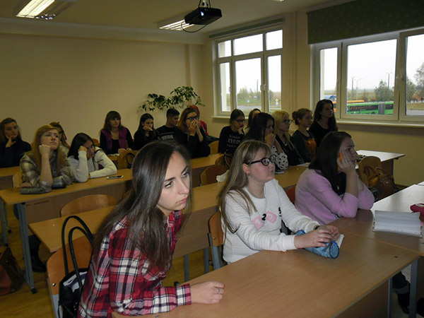 На факультете славянских и германских языков проведен семинар-тренинг на тему «Пути повышения мотивации к изучению иностранного языка (для студентов младших курсов»
