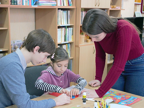 Студенты в рамках дисциплины «Социальное воспитание в учреждениях образования» посетили «Социально-педагогический центр с приютом г.Барановичи»