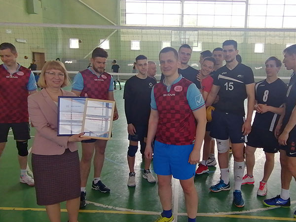 Товарищеский турнир по волейболу между командой студентов БарГУ и командой компании «NIVA-HOLDING»