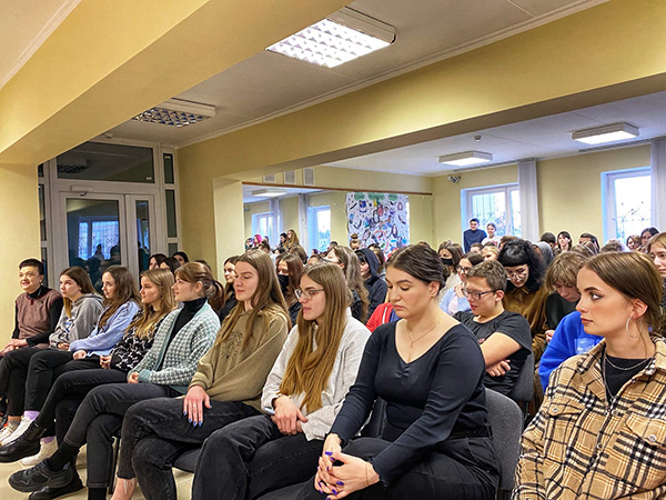Встреча студентов и работников с депутатом Палаты представителей Национального собрания Республики Беларусь