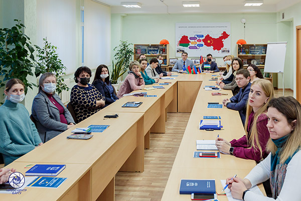 Воркшоп с молодыми учеными «Стратегирование приоритетных направлений кросс-дисциплинарных научных исследований» ко Дню белорусской науки