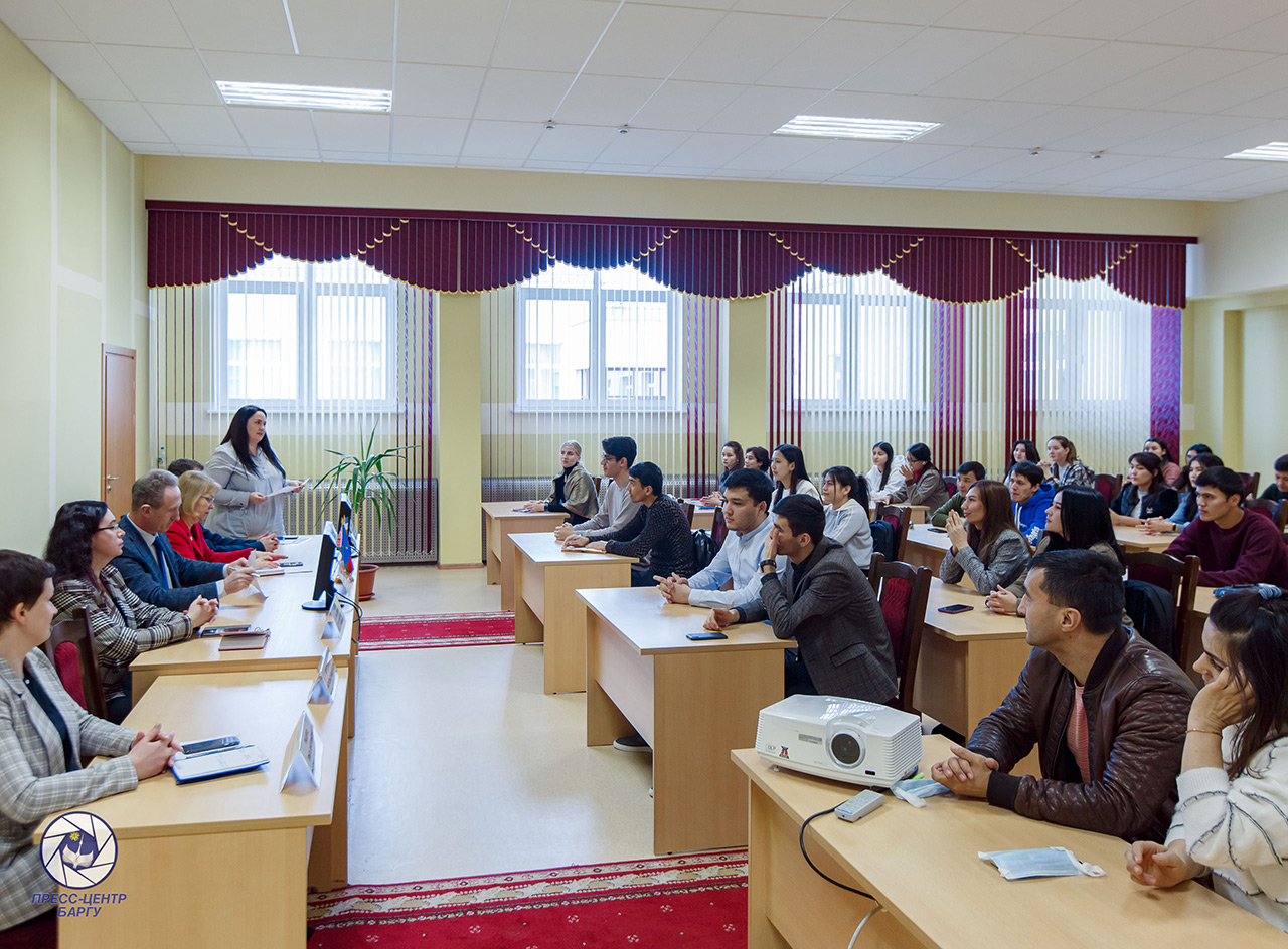 Встреча студентов из числа граждан Узбекистана с администрацией БарГУ