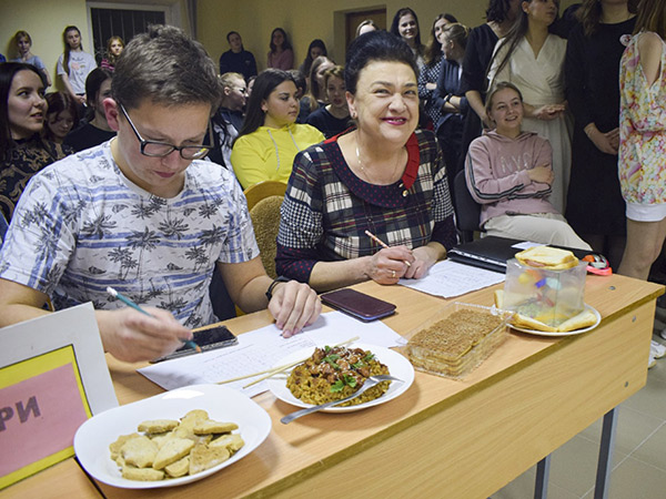 В БарГУ прошёл конкурс  «Мисс общежития — 2022»