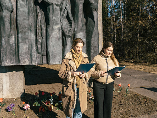 Студенты БарГУ приняли участие в акции памяти жертв геноцида  во время Великой Отечественной войны