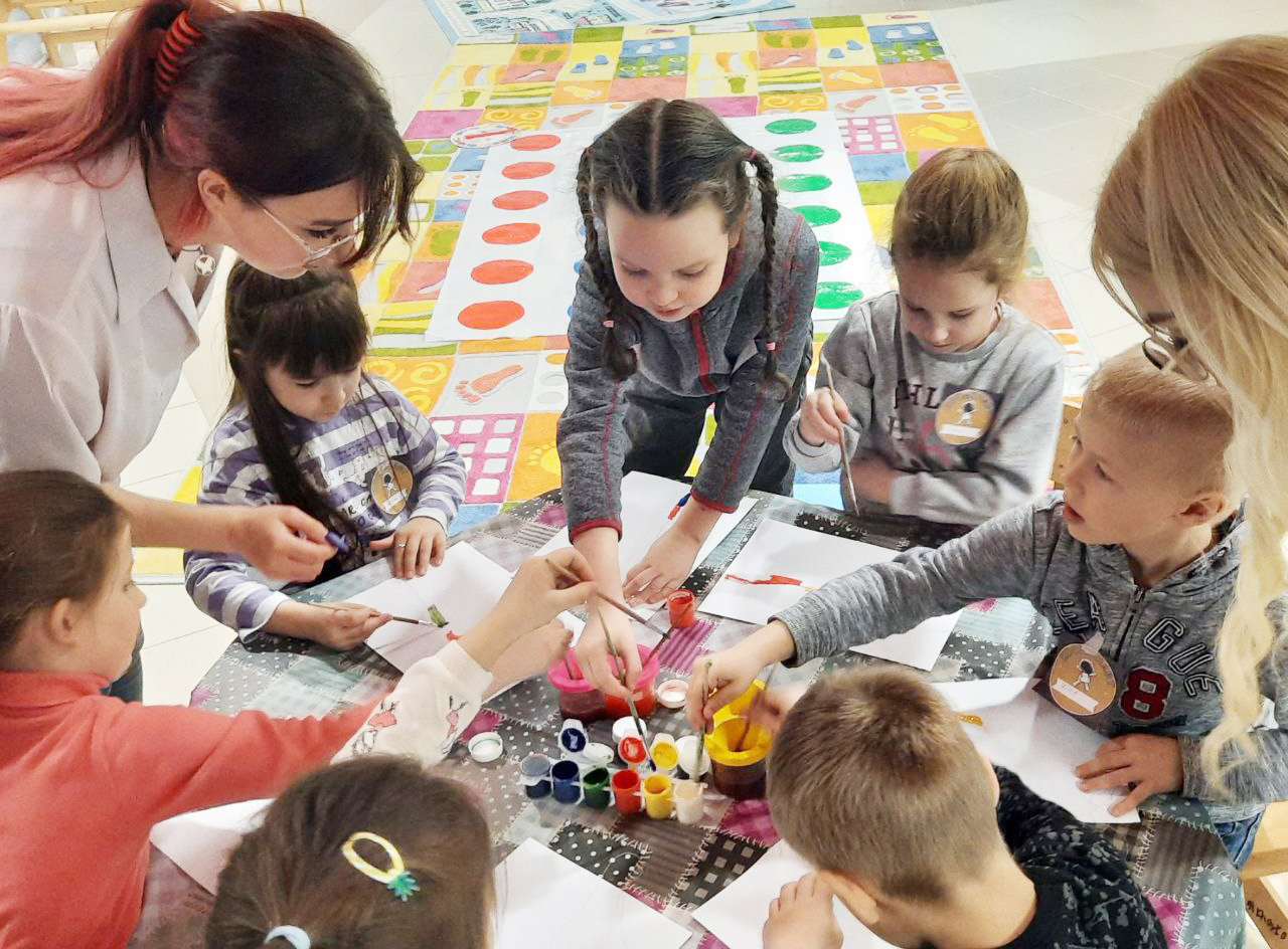 В БарГУ реализован проект «Занимательная наука» для учащихся государственного учреждения образования «Дворец детского творчества»
